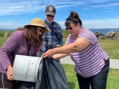 Beach clean-up sm